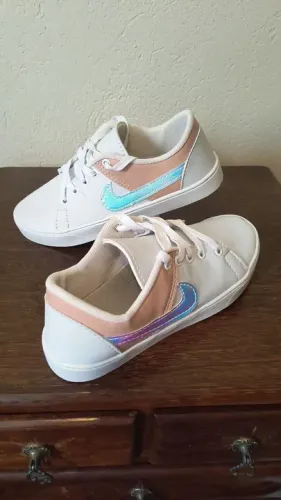 Tênis Casual Feminino Branco com Detalhe Colorido Novo!!!
