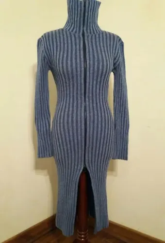 Casaco tipo Vestido de tricô azul com zíper