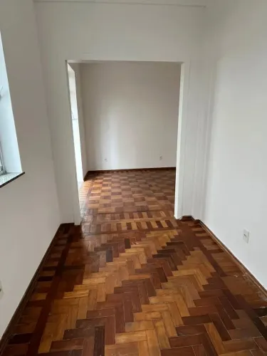 Imóvel para aluguel tem 108 metros quadrados com 3 quartos em Santa Teresa - Rio de Janeir