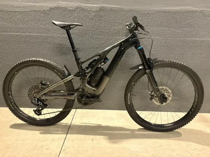 Bicicleta seminova Specialized Levo Expert G3