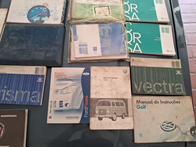Manual de vários carros antigos 