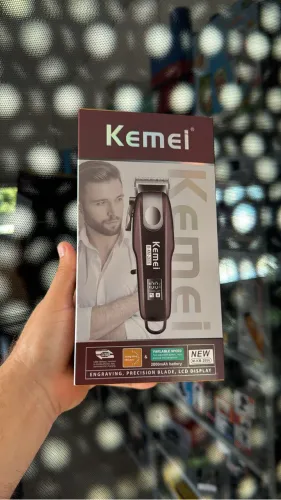 Máquina para cortar cabelo Kemei profissional sem fio