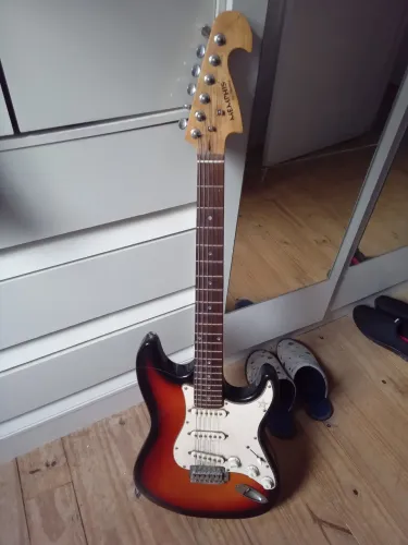 Guitarra Memphis by Tagima