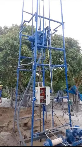 MÁQUINA DE PERFURAÇÃO DE POÇOS ARTESIANOS