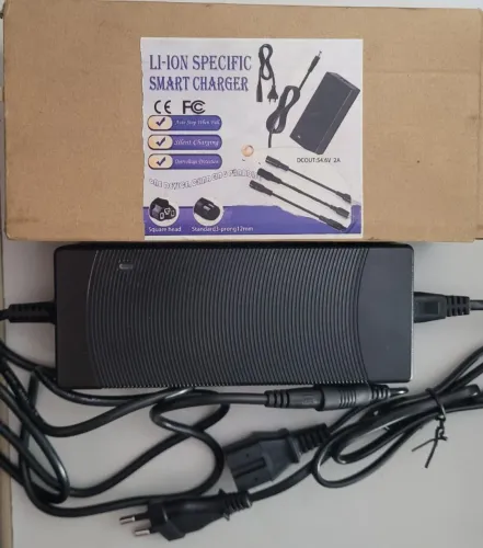 Carregador de bateria 