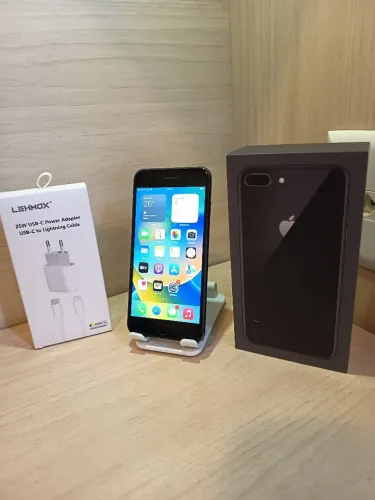 iPhone 8 Plus - 128GB Completo