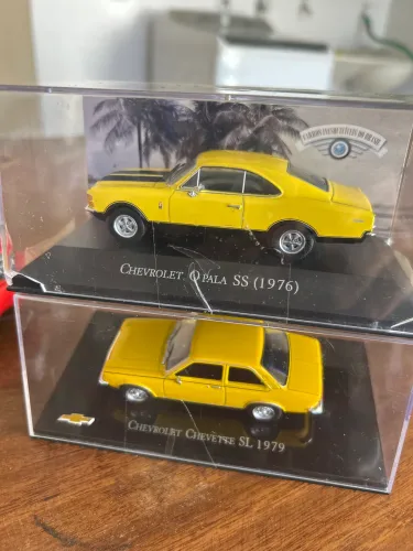Miniaturas chevette e opala