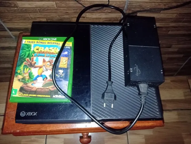 Xbox one+fonte+jogo