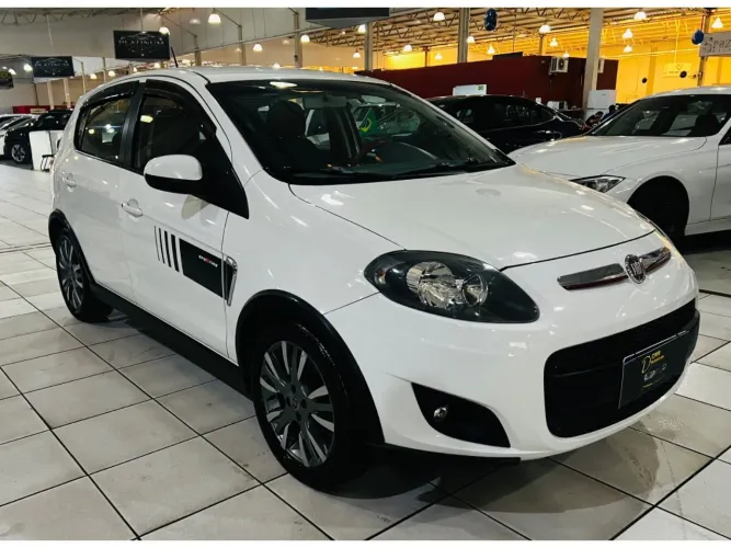 Fiat Palio Sporting 1.6 Flex 16V 5P 2014