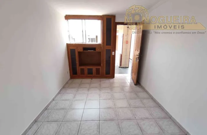 Apartamento Condomínio Rio de Janeiro 3º andar Pq. Cecap