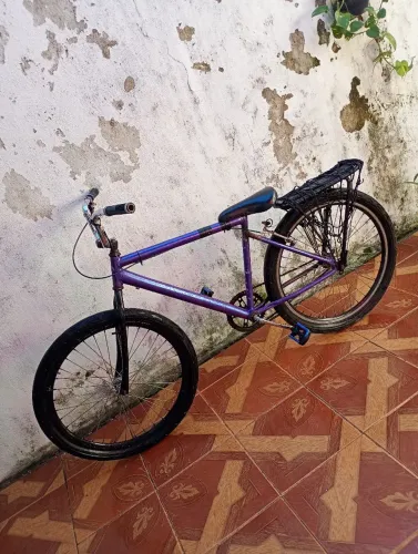 Bike montadinha aro 26, negocio o valor!