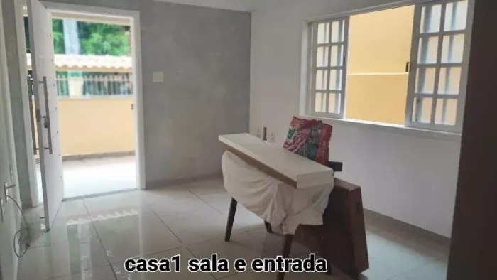 Casa com 2 dormitórios, sendo um suíte, sala, cozinha , 2 banheiros, no Mutuá / SG