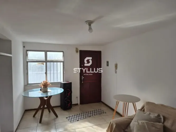 Apartamento em Rua Lagoa Redonda - 40m² (Ref: CA8414)
