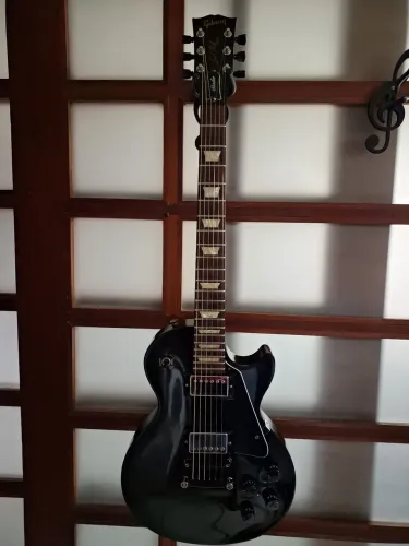 Guitarra Gibson Les Paul Studio 
