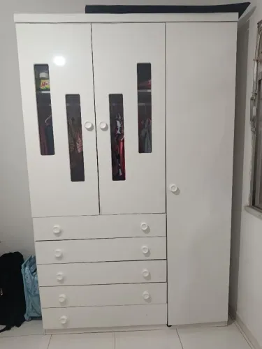 Guarda roupa infantil