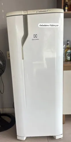 Vendo geladeira eletrolux