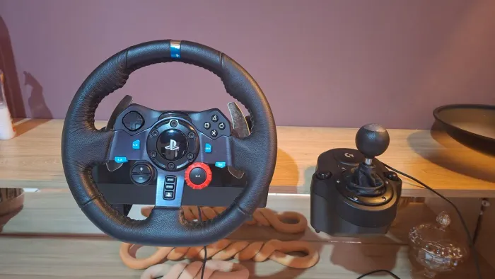 Volante Logitech G29 com pedais + cambio