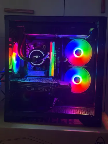 Pc gamer Ryzen 5 5600gt + GTX 1660ti