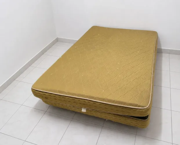 Cama Queen