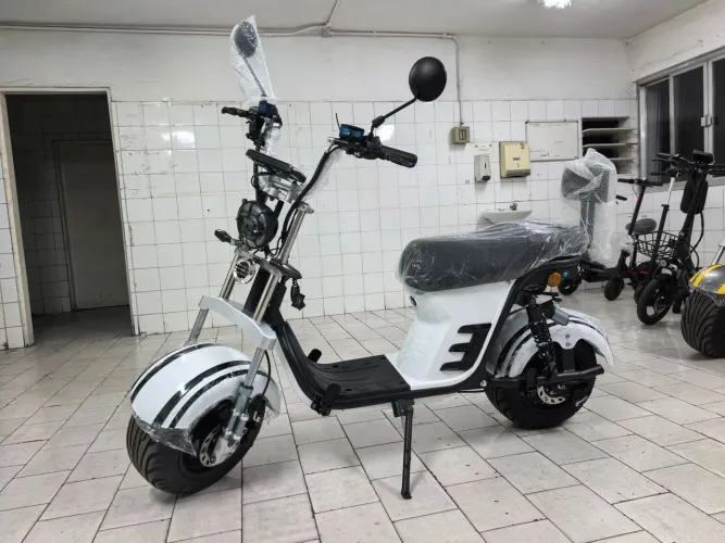 Moto elétrica nova 60 KM autonomia