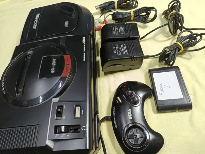Videogame antigo sega cd + mega drive