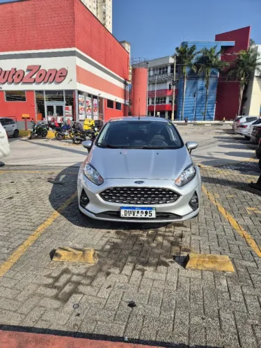 Ford Fiesta SEL 1.6 16V Flex Mec. 5P 2019