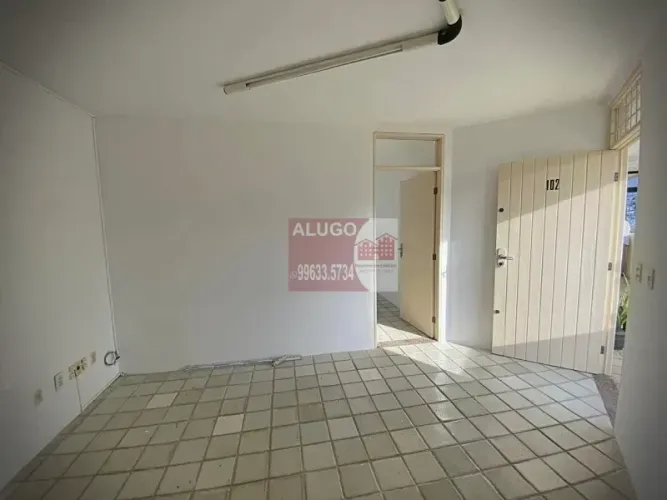 Centro comercial para aluguel com 40 metros quadrados em Farol - Maceió - AL