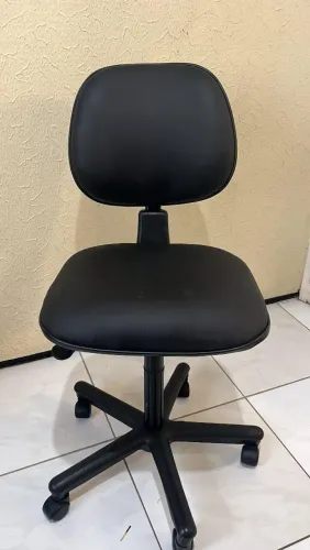 Cadeira com sistema Beck sistem, espuma injetada e corano novo