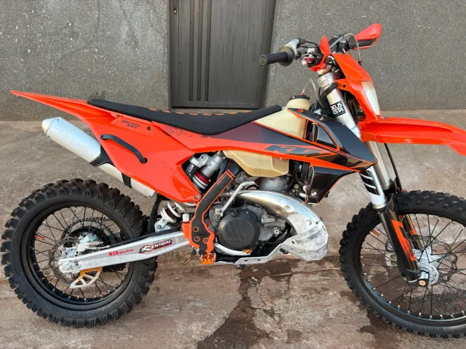 Vendo KTM exc 2018 2 tempos toda revisada