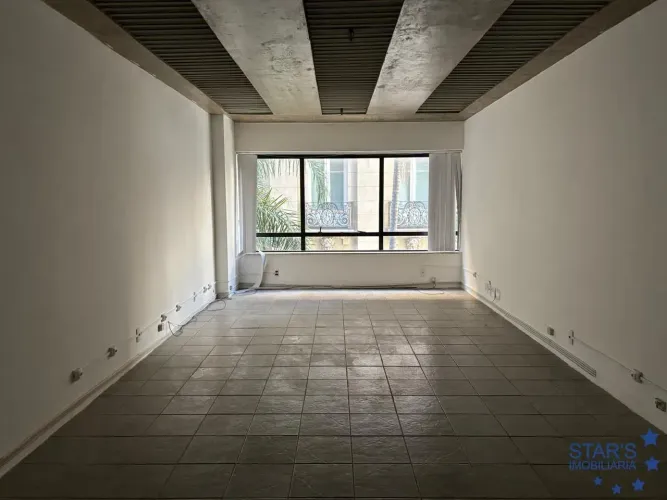 Sala comercial no coração do Centro do Rio!