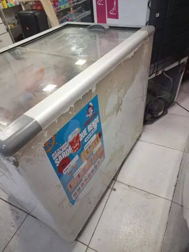Freezer expositor horizontal duas portas de vidro
