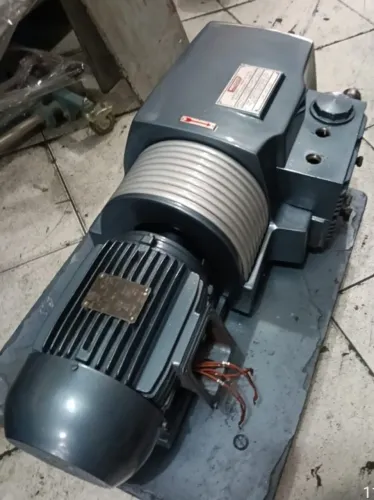 Bomba de Vacuo Marca Paem 50 m³ - AJ 123.6