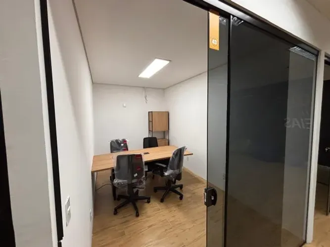 Sala Comercial Privativa em Campinas (São José) - Tudo Incluso! ?