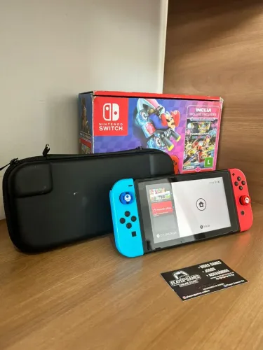 Nintendo Switch V2 Completo com Caixa (Aceito Cartão)