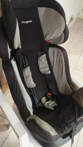 Cadeirinha de criança para carro