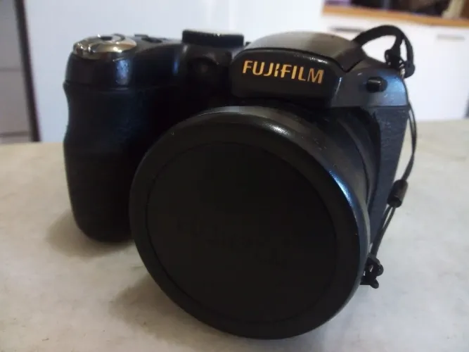 Câmera Fujifilm FinePix S