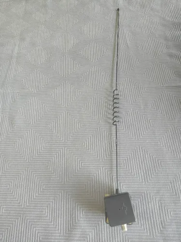Antena para colar vidro