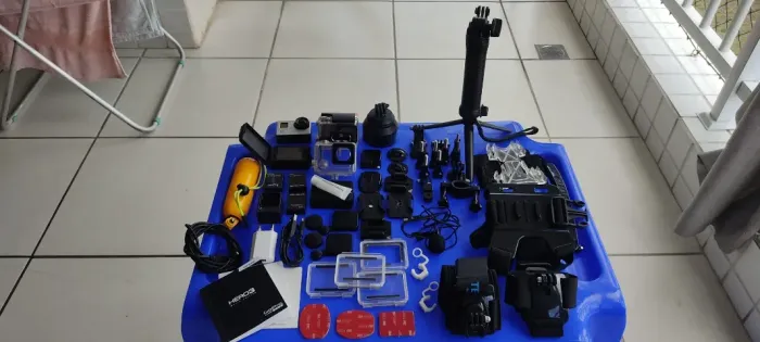 GoPro Hero 3 + Acessórios