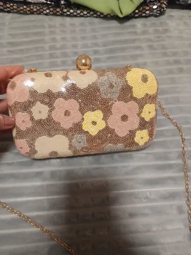 Bolsa lantejoulas linda