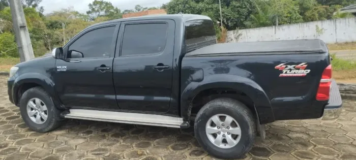 Toyota Hilux CD SRV D4-d 4X4 3.0 TDI Diesel AUT 2014