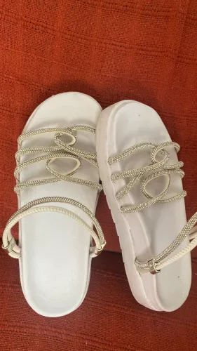 Papete feminina