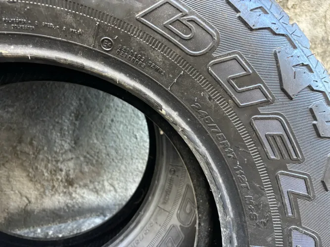 Pneu 245/75 R17