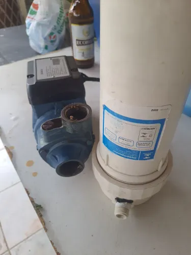 Bomba dagua com filtro