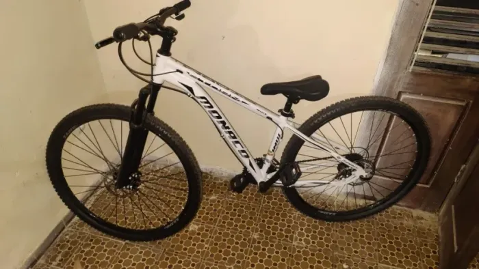 Bicicleta Moonaco Aro 29 - Semi Nova - Excelente Estado