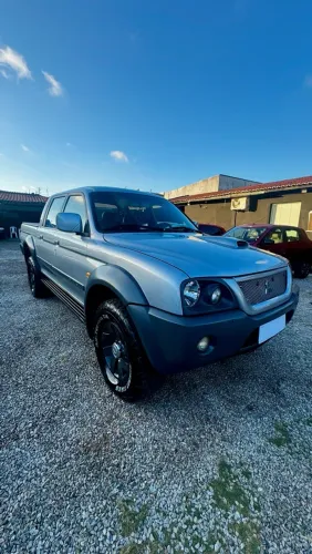 Mitsubishi L200 GLS 2.5 4X4 CD Diesel 2006