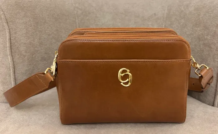 Vendo bolsa Corello de couro legítimo!