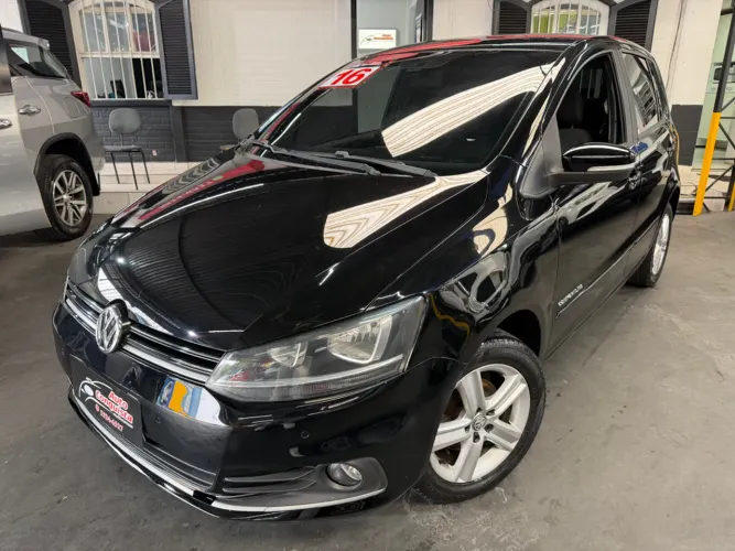 Volkswagen Fox Comfortline 1.6 Flex 8V 5P 2016