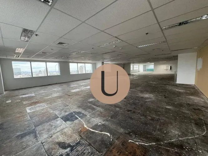 Avenida Paulista, Andar alto Conjunto Comercial de Alto Padrão | 465 m² Excelente conjunto