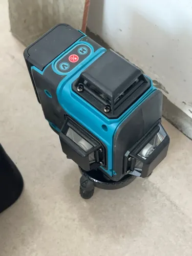 Nível a laser Makita