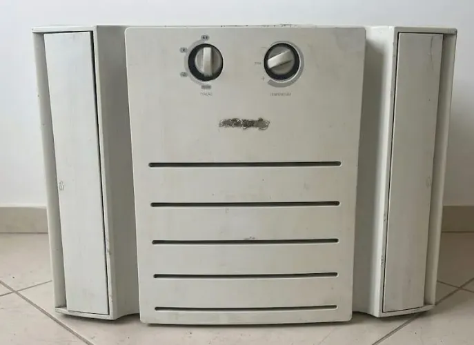 Vendo ar condicionado para retirar peças.